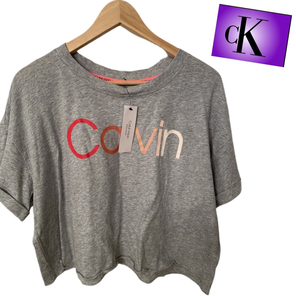 NWT Calvin Klein Performance Tee short sleeve